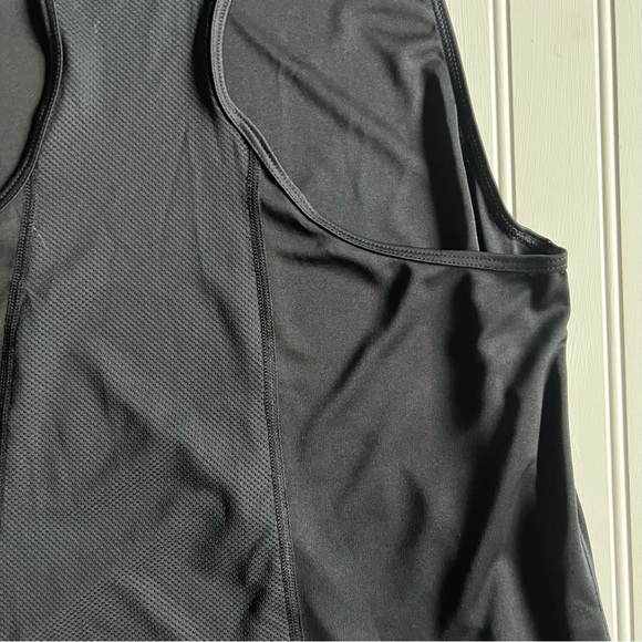 Nike Women’s Running Dri-Fit Black Razor Back Top/ Mesh Back - Picture 8 of 15